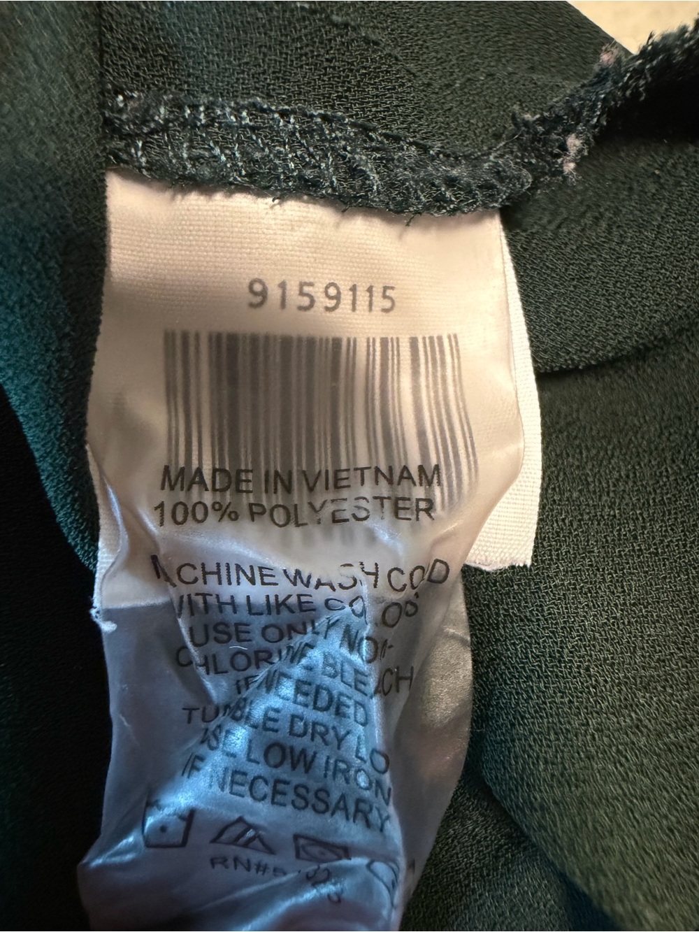 Vince Camuto Forest Green Long Sleeve Blouse - Picture 7 of 7